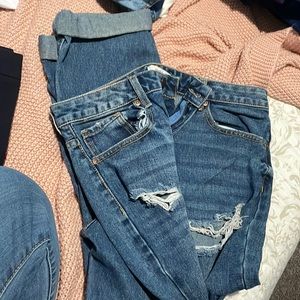 Forever 21 Distressed Boyfriend Jeans